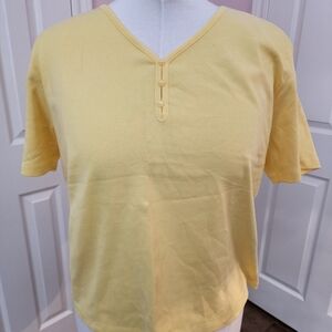 Liz Claiborne Light Yellow Short Sleeve Top